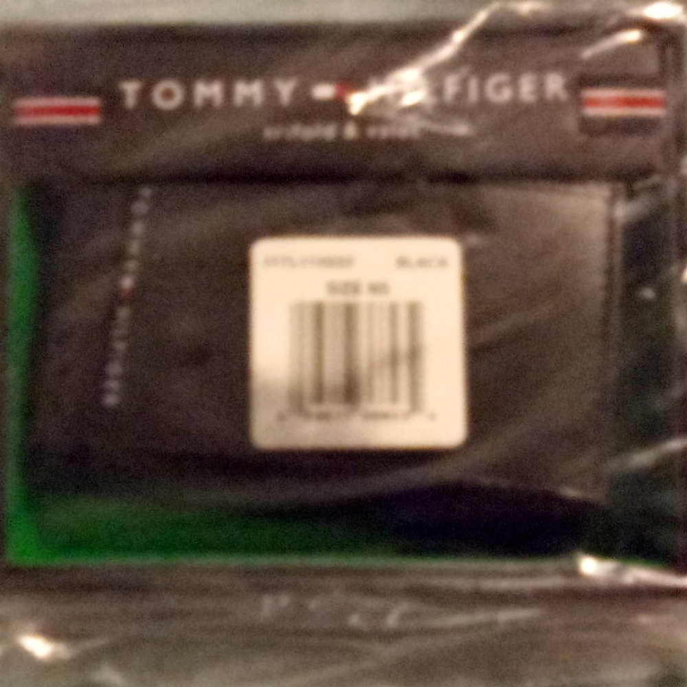 Tommy hilfiger wallet